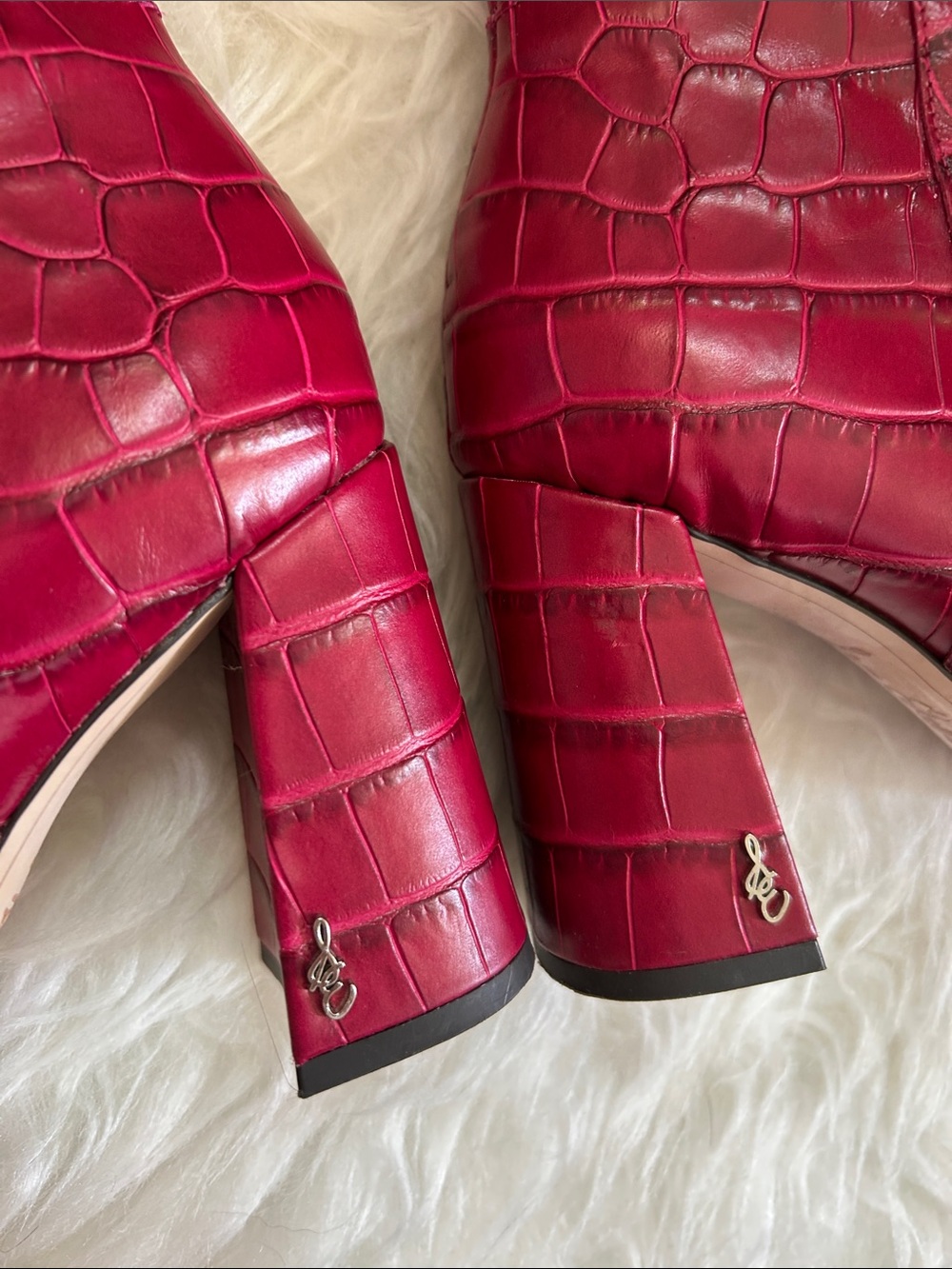 SAM EDELMAN • GORGEOUS Red Croc-Embossed Knee High Heeled Boots Boots - Picture 12 of 16